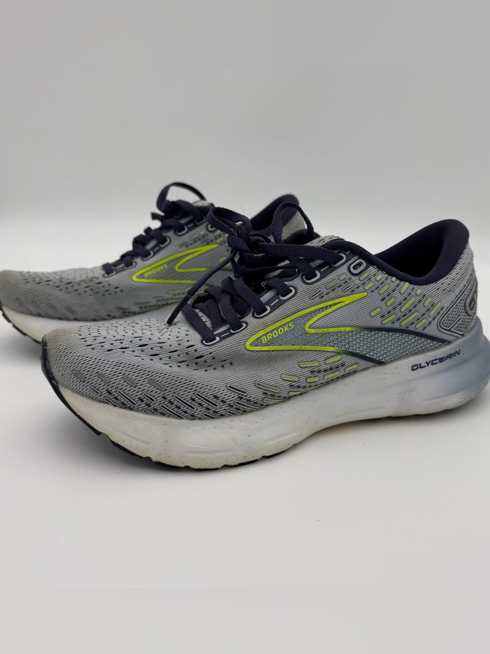 Brooks Glycerin 20 Running Shoes Womens 7 Gray Neon Yellow Sneakers